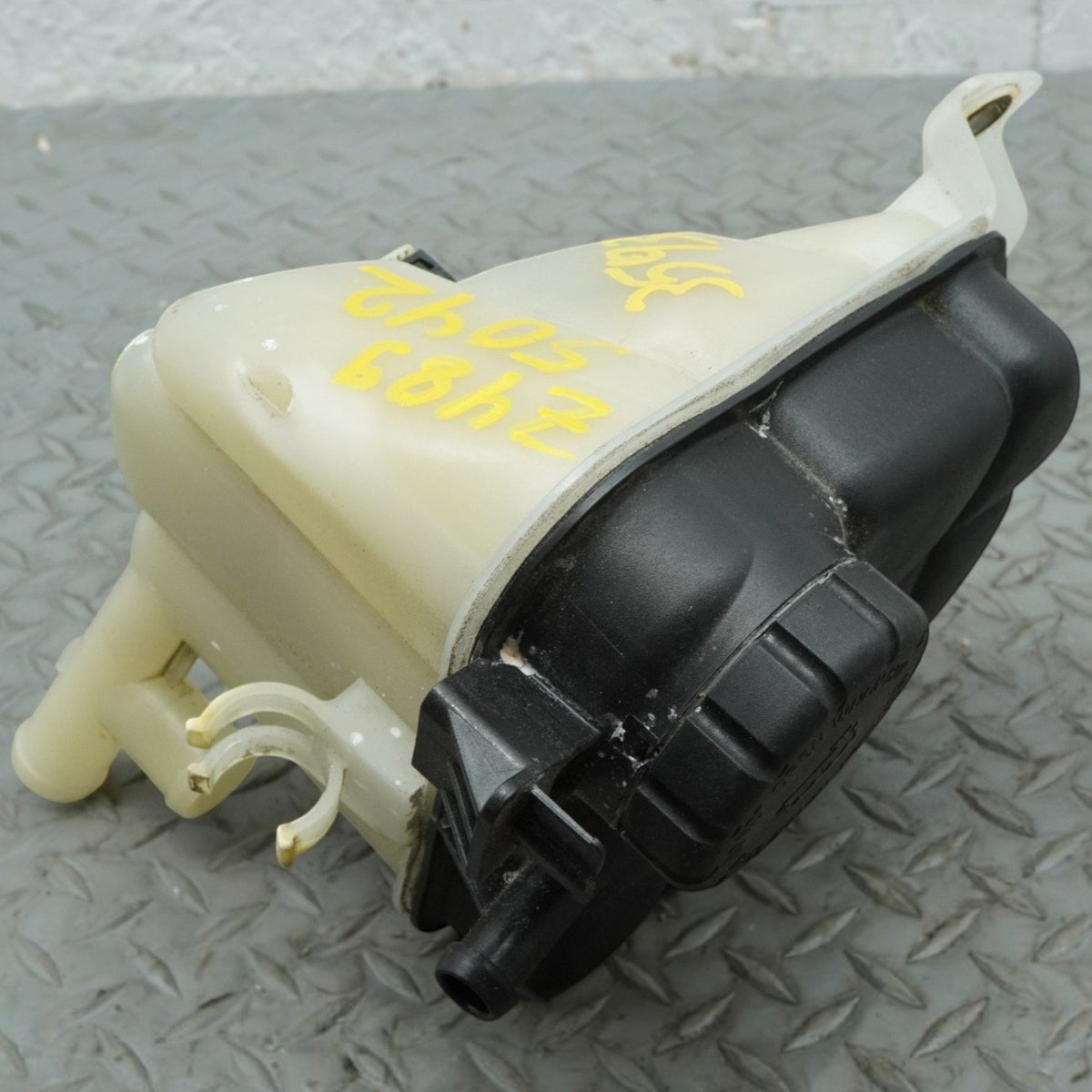17-19 Mercedes GLS63 GLS550 GLS450 GLS350d X166 Coolant Bottle 1665000049 OEM