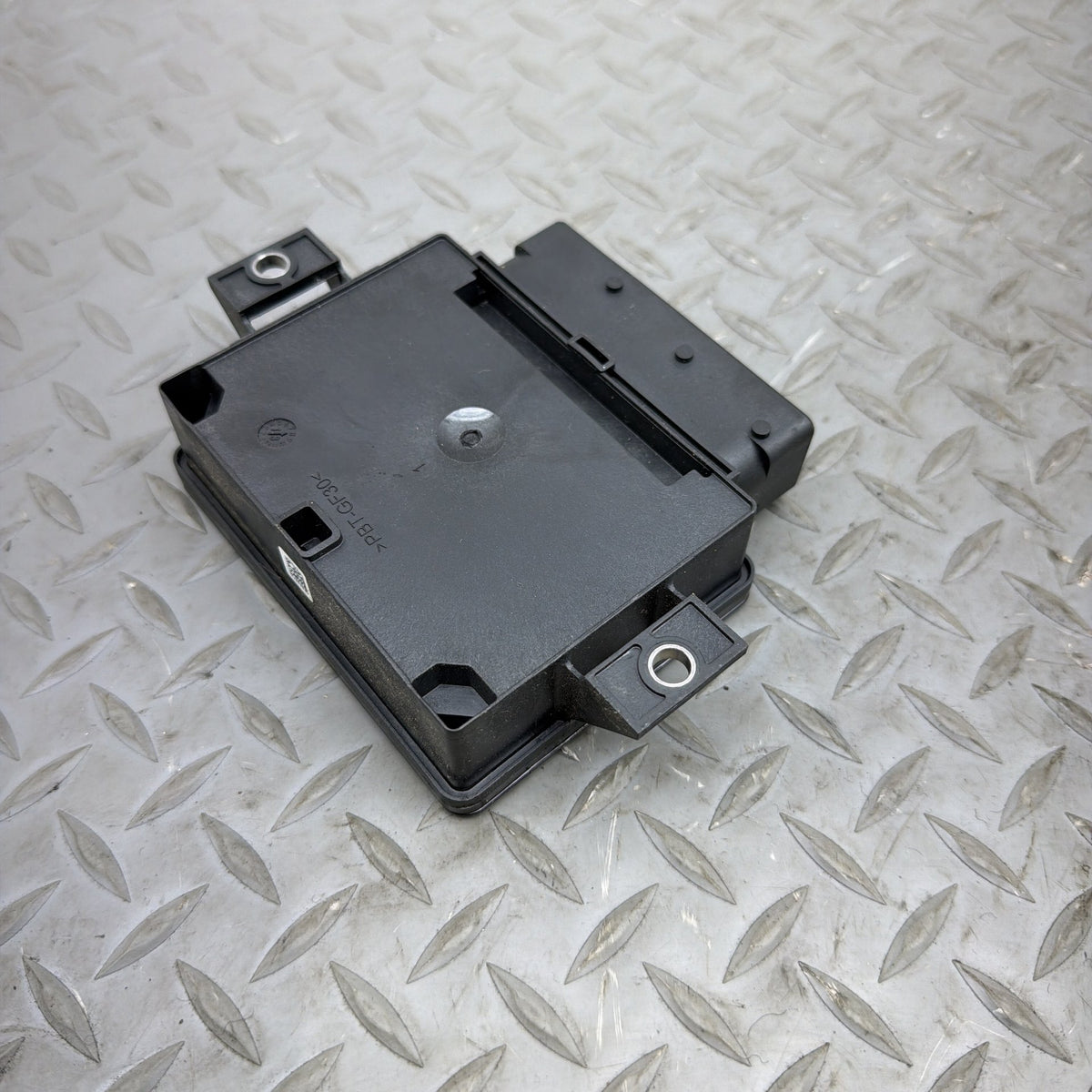 13-16 Mercedes GL350 GL450 GL550 X166 Parking Brake Electric Module A2469007510