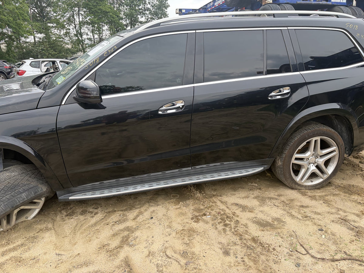 2013-2016 Mercedes-Benz GL550 4Matic GL-Class X166