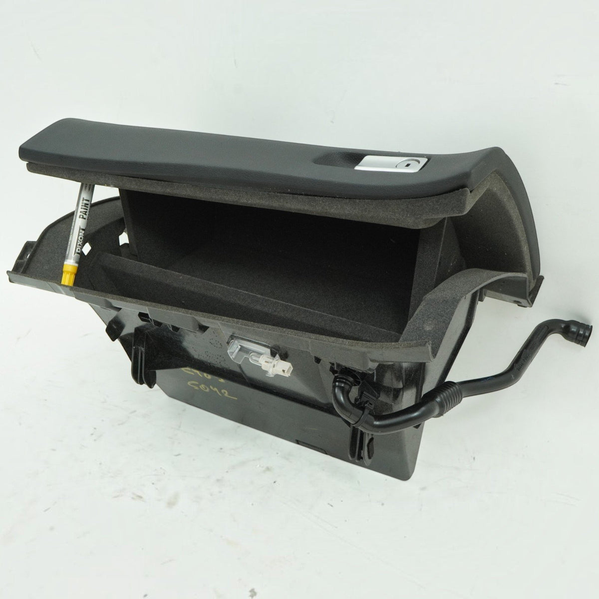 17-19 Mercedes GLS63 GLS550 GLS450 GLS350 X166 Glove Box Storage 1666800191 OEM