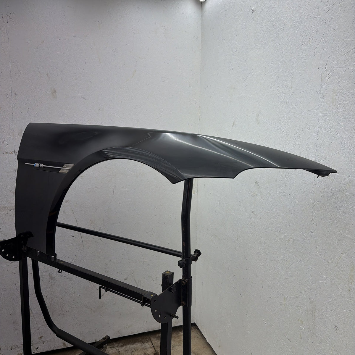 04-10 BMW M6 645Ci 650i E64 E63 Front RH Fender Panel 41357133796 Black 475 OEM