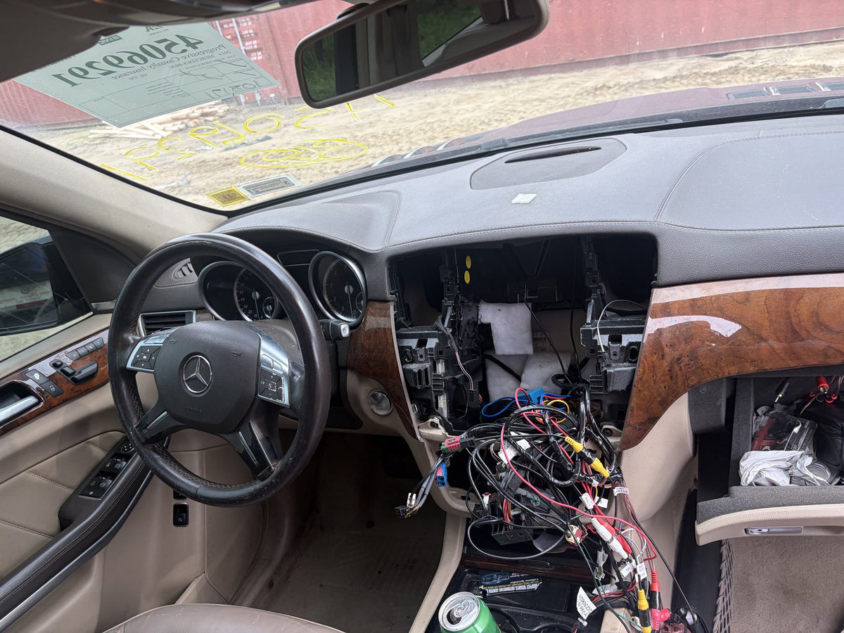 2013-2016 Mercedes-Benz GL550 4Matic GL-Class X166