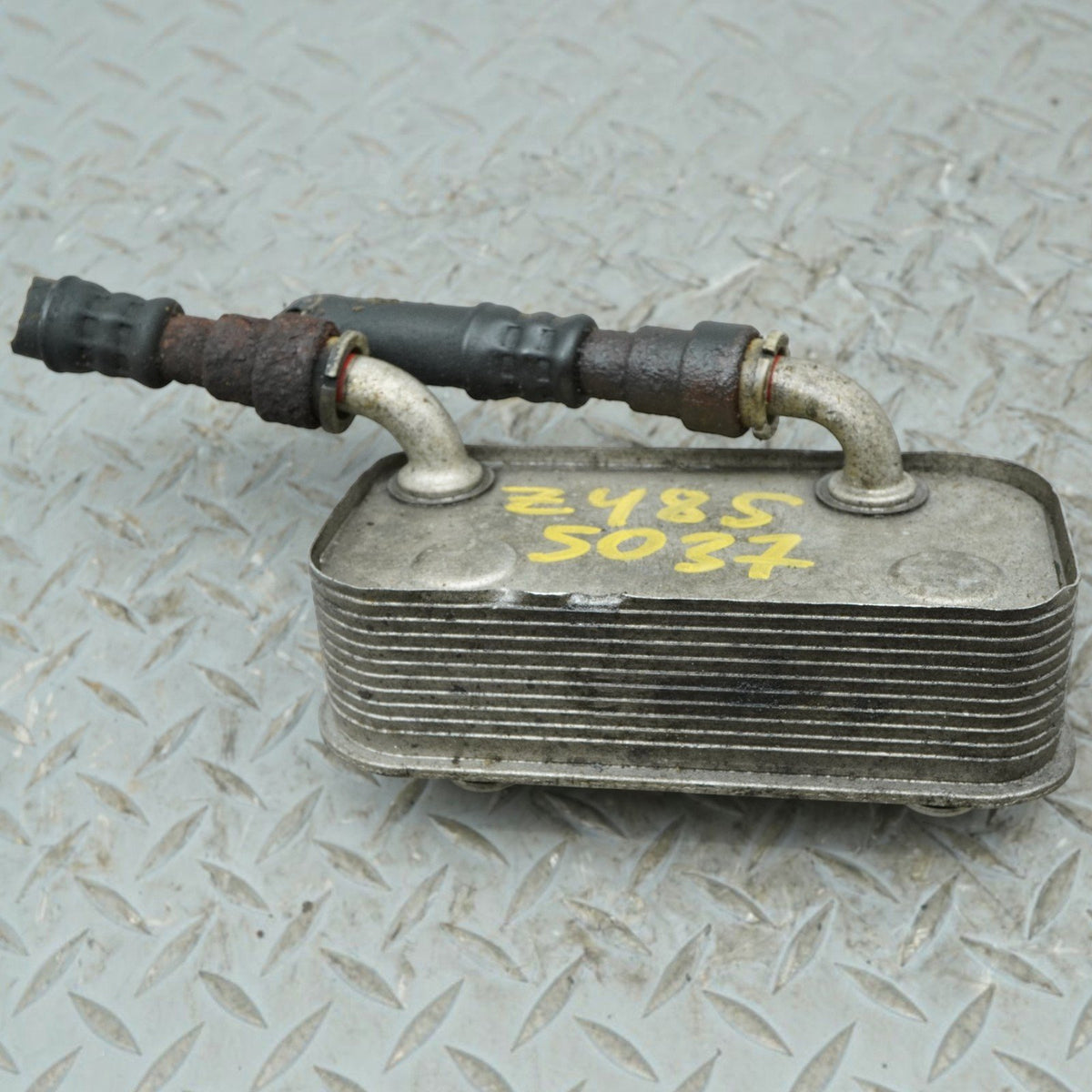 99-06 BMW 323 325 328 330 E46 Transmission Oil Cooler Radiator 17227505826 OEM