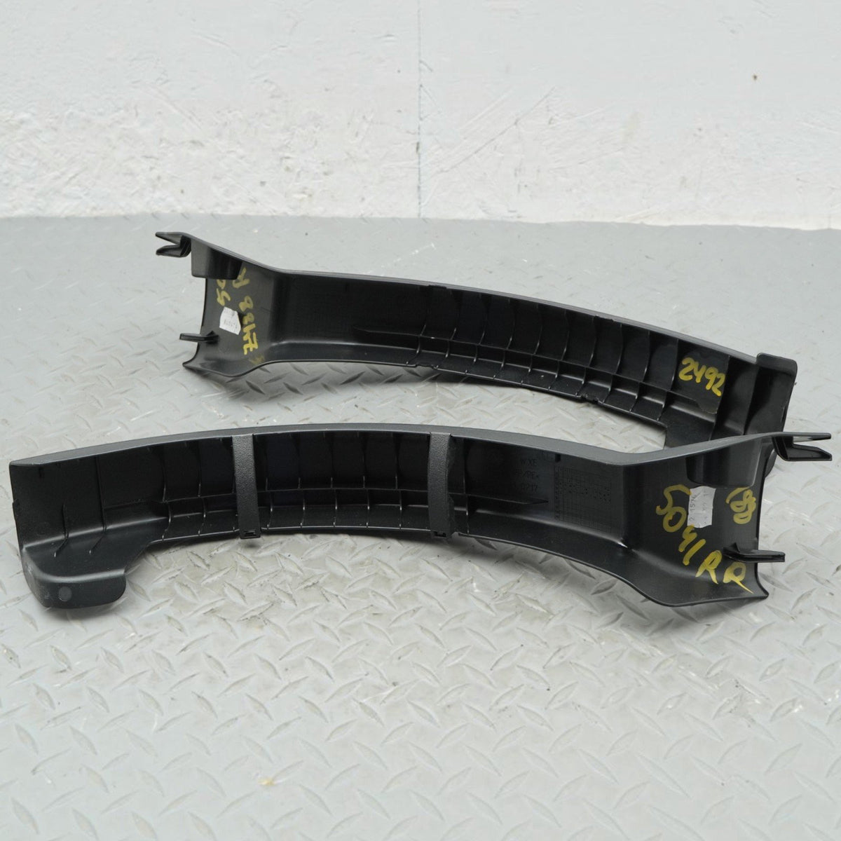 14-20 Mercedes S550 S400 W222 Trunk Lid Hinge Trim Cover LH RH A2226930117 OEM