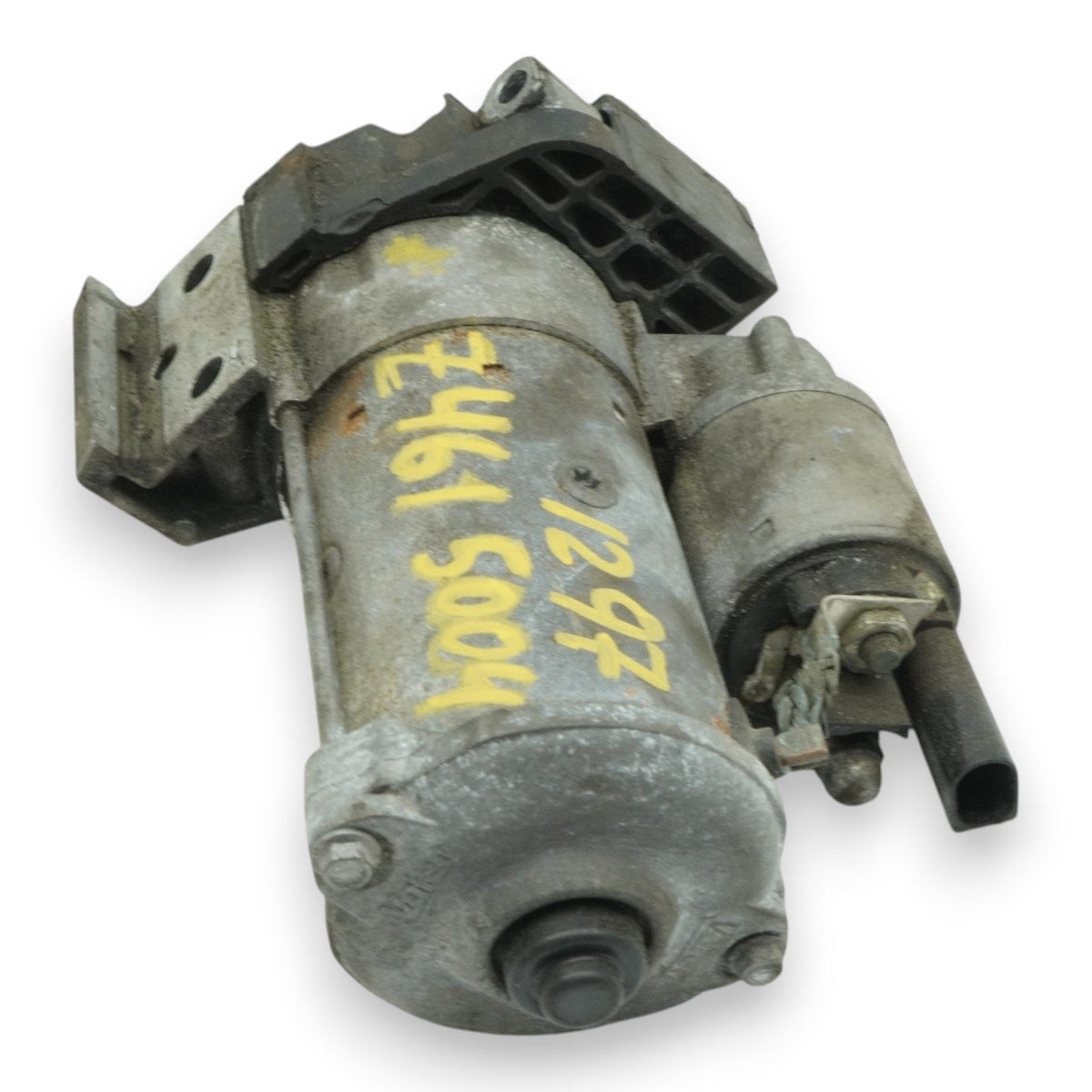 2020 BMW 530i G30 2.0L Starter Motor Engine Ignition Unit 12418588900 OEM