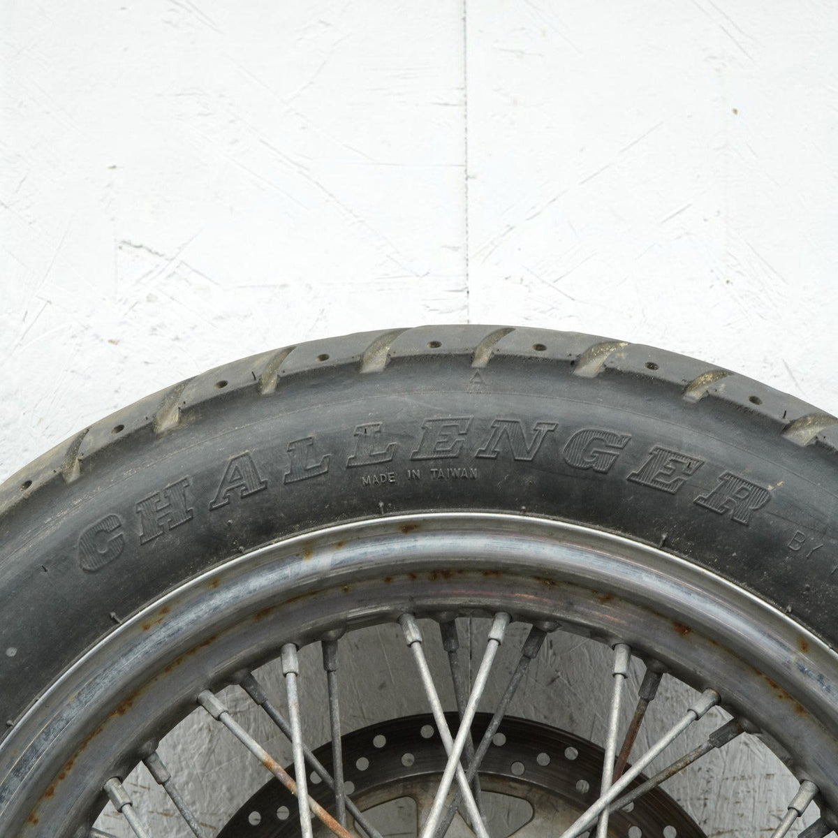 05-09 Suzuki Boulevad C50 VL800 Front Wheel Spoke Rim 16x3.00 w/ Rotor Tire OEM