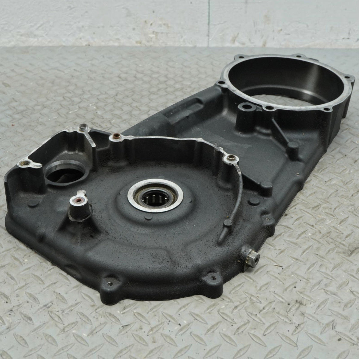 2007 Harley-Davidson FXSTD Softail Deuce Primary Inner Clutch Cover 60681-06A