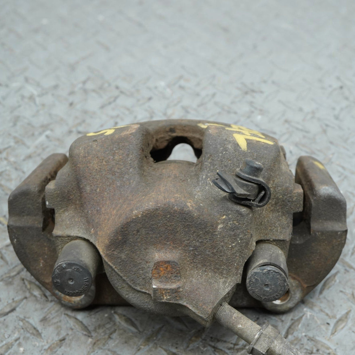 01-06 BMW 325Ci E46 Front Left Right Side Caliper Brake Stop 34116758113 OEM