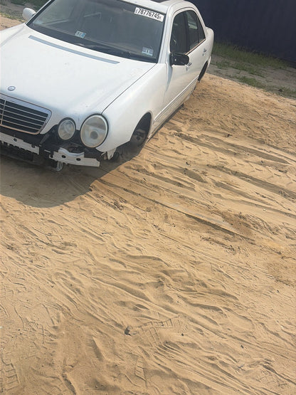 2000 Mercedes-Benz E-Class