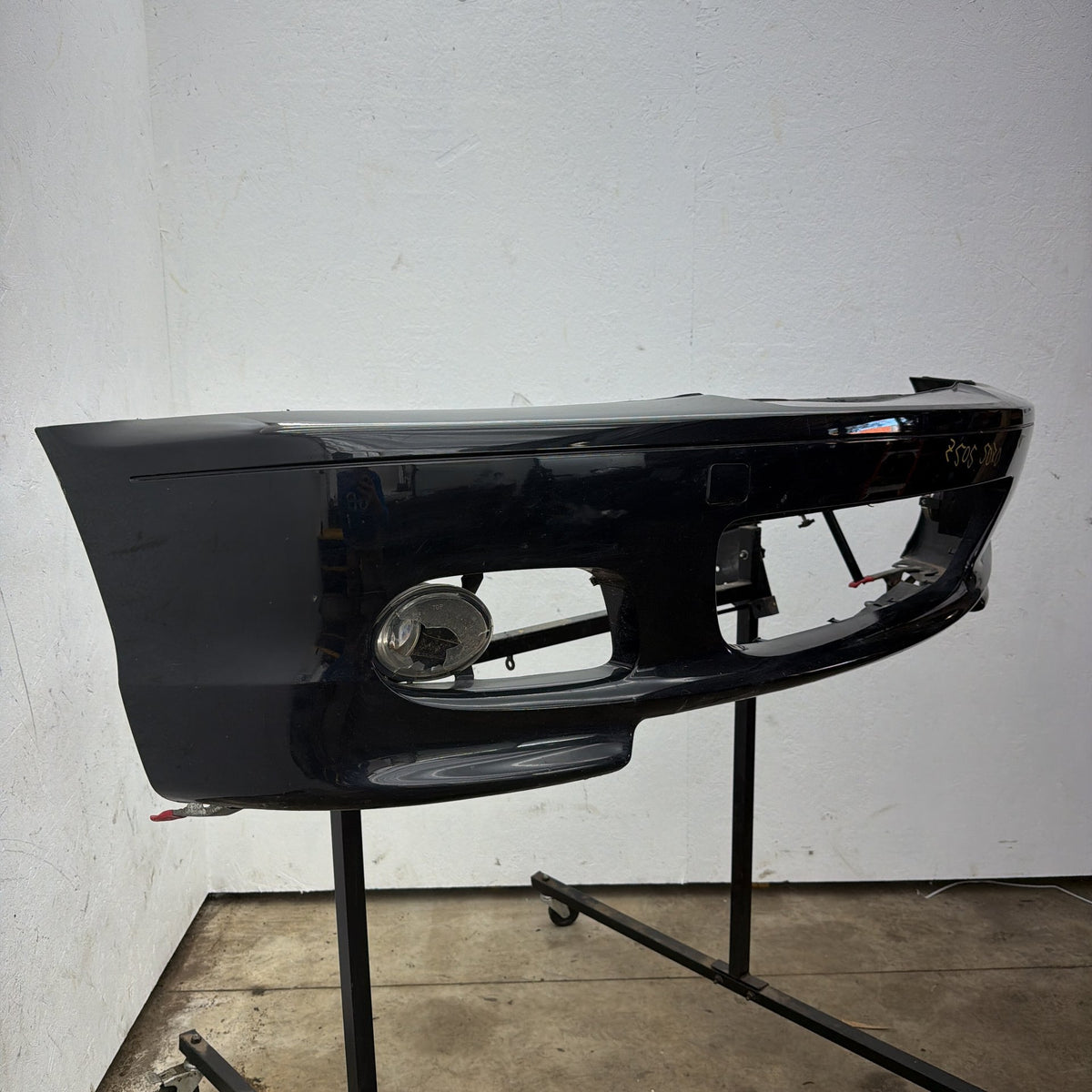 04-06 BMW 330Ci 325Ci E46 Coupe Convertible Front Bumper 51117076719 Black 475