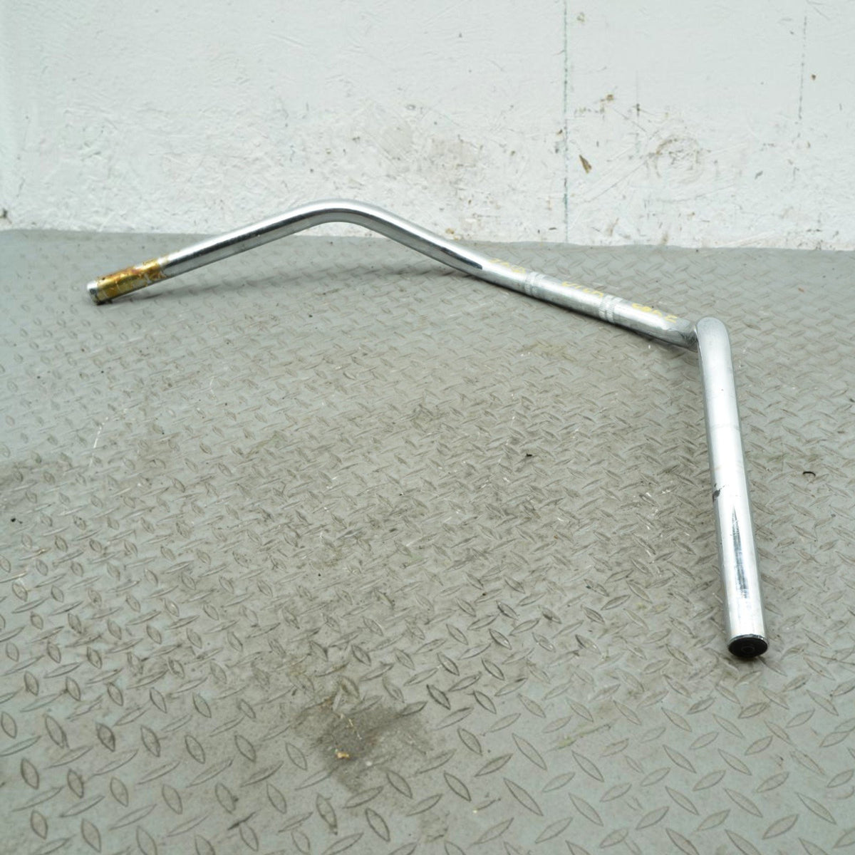 05-09 Suzuki Boulevard C50 VL800 Handlebar Handle Bar Chrome 56111-41F00 OEM