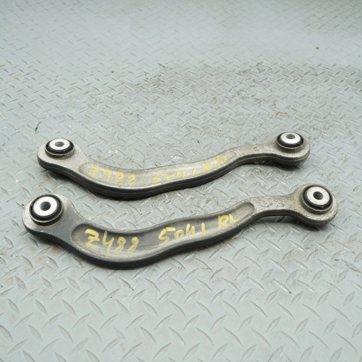 14-17 Mercedes S550 W222 4Matic Rear Left & Right Upper Rearward Control Arm OEM