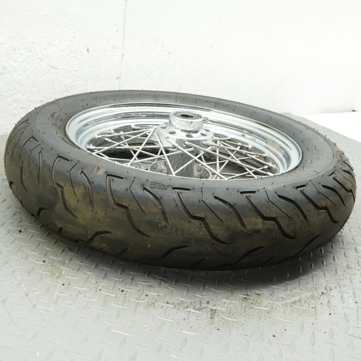 2000-2011 Harley Davidson Heritage Softail FLSTC Front Tire Rim Wheel MT90B16