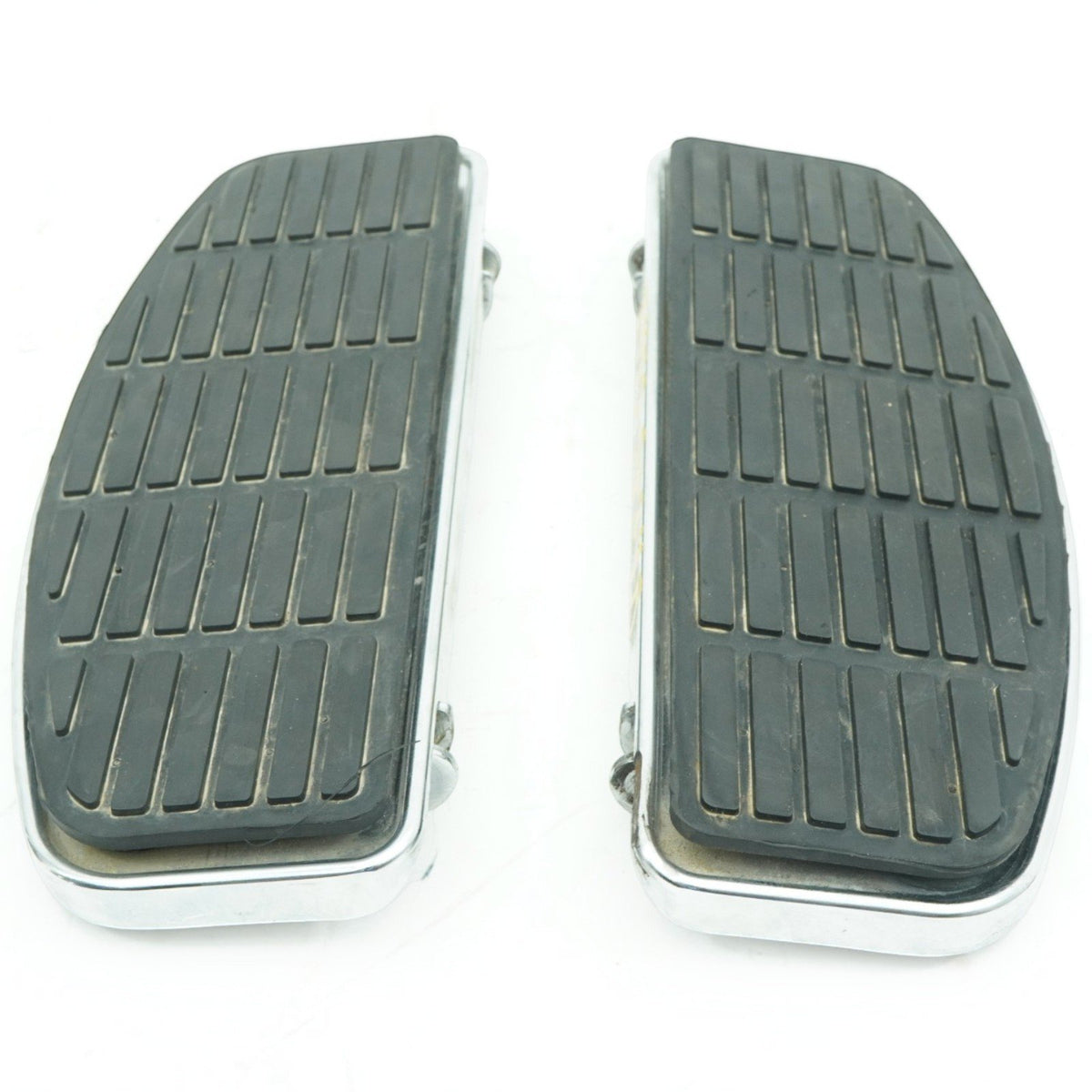 2000-2008 Harley-Davidson ROAD KING CLASSIC FLHRCI Passenger Footpegs 50606-86A
