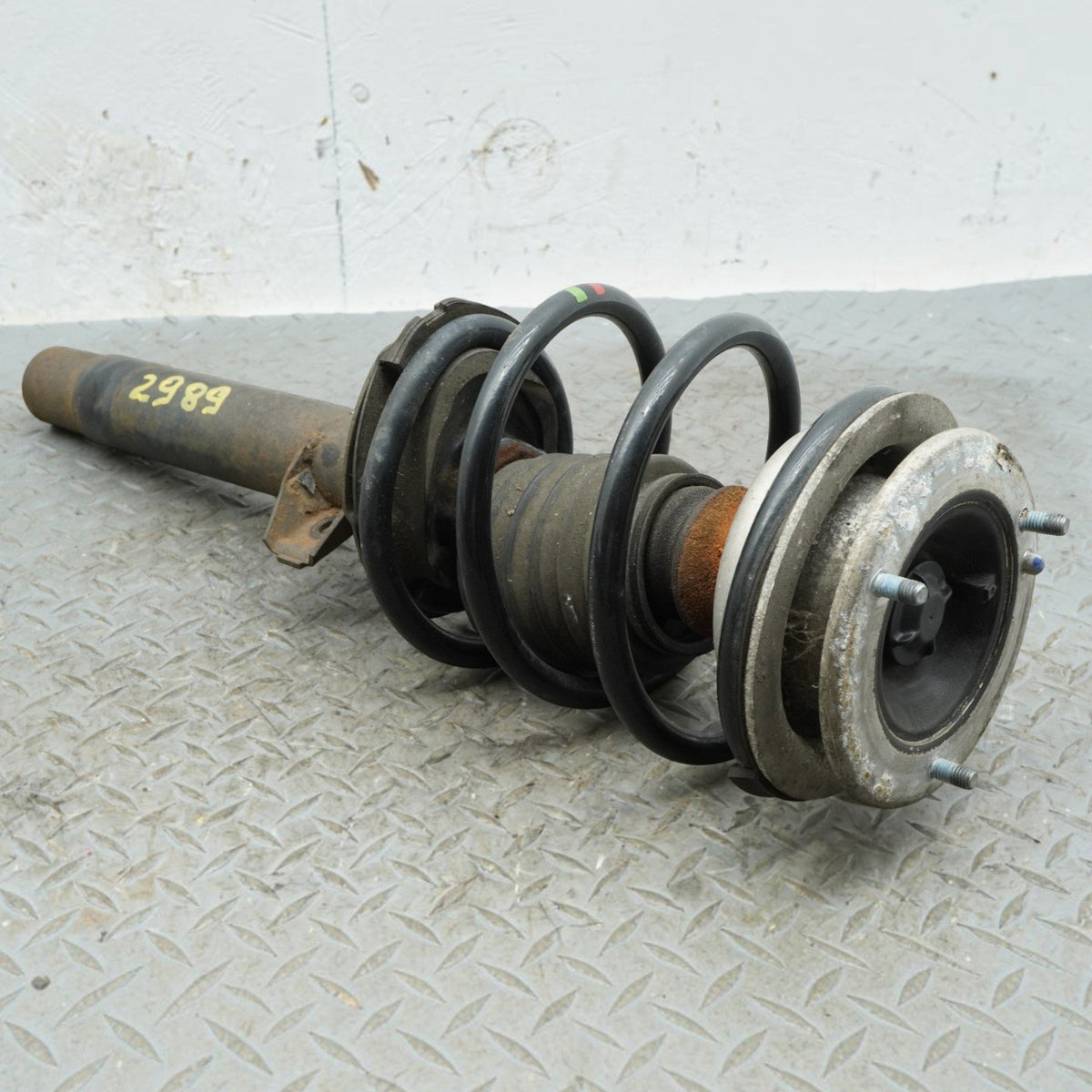 99-06 BMW 323 325 330 E46 RWD Strut Shock Coil Spring Front Left 31316757043 OEM