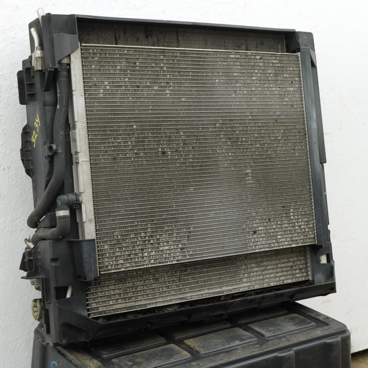 14-18 BMW X5 F15 4.4L Radiator AC Condenser Fan Shroud Cooling 17427634472 OEM