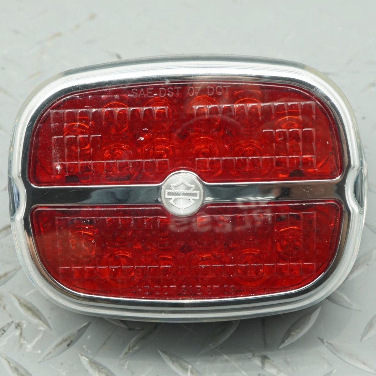 2011 Harley-Davidson FLSTC Heritage Softail Classic Taillight Rear 68066-99A OEM