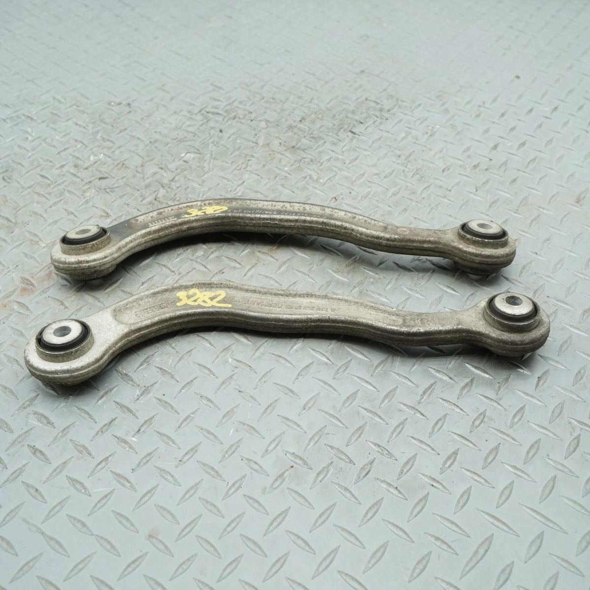 14-17 Mercedes S550 W222 4Matic Rear Left & Right Upper Rearward Control Arm OEM