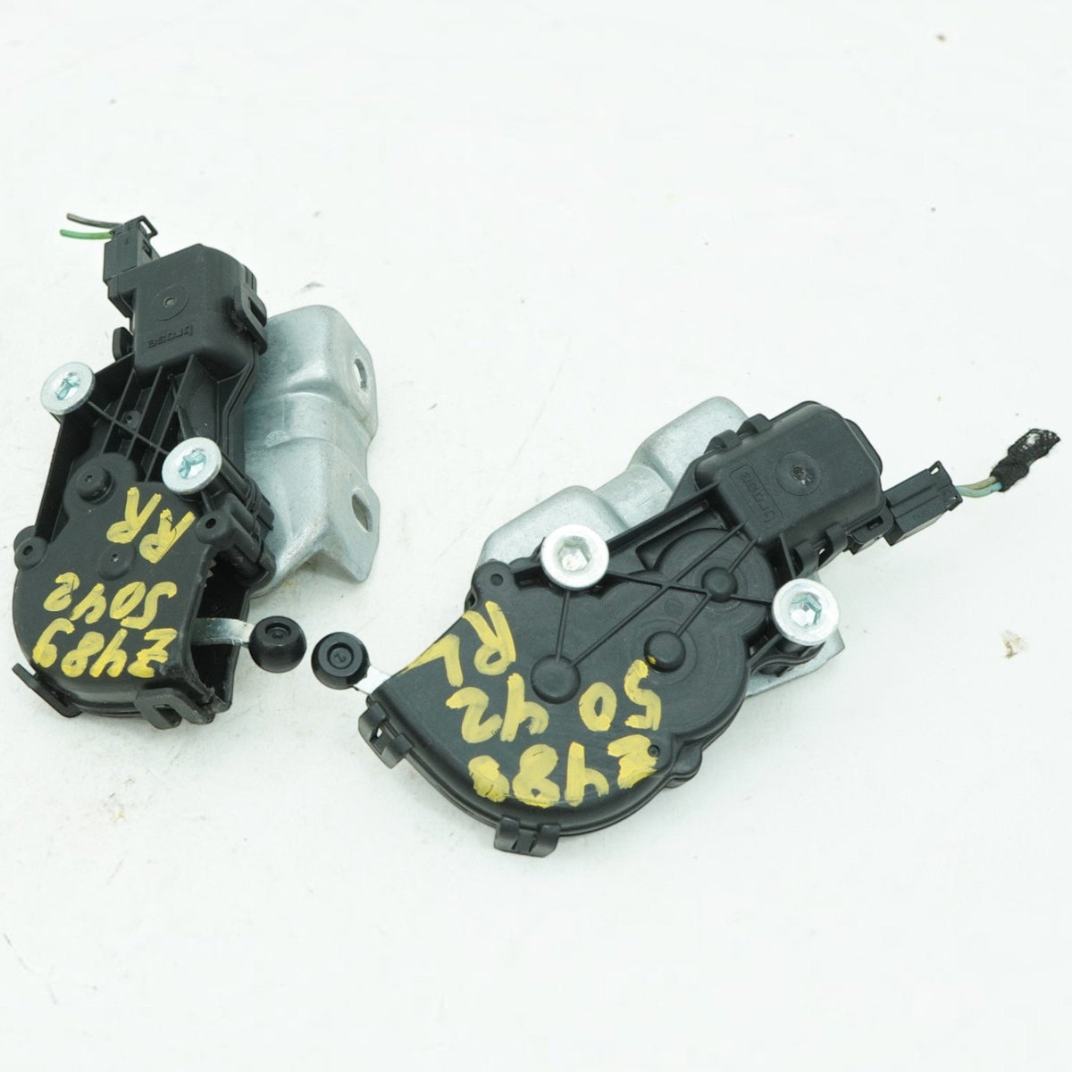 17-19 Mercedes GLS450 X166 Left Rear Quarter Window Regulator A1666700004 OEM
