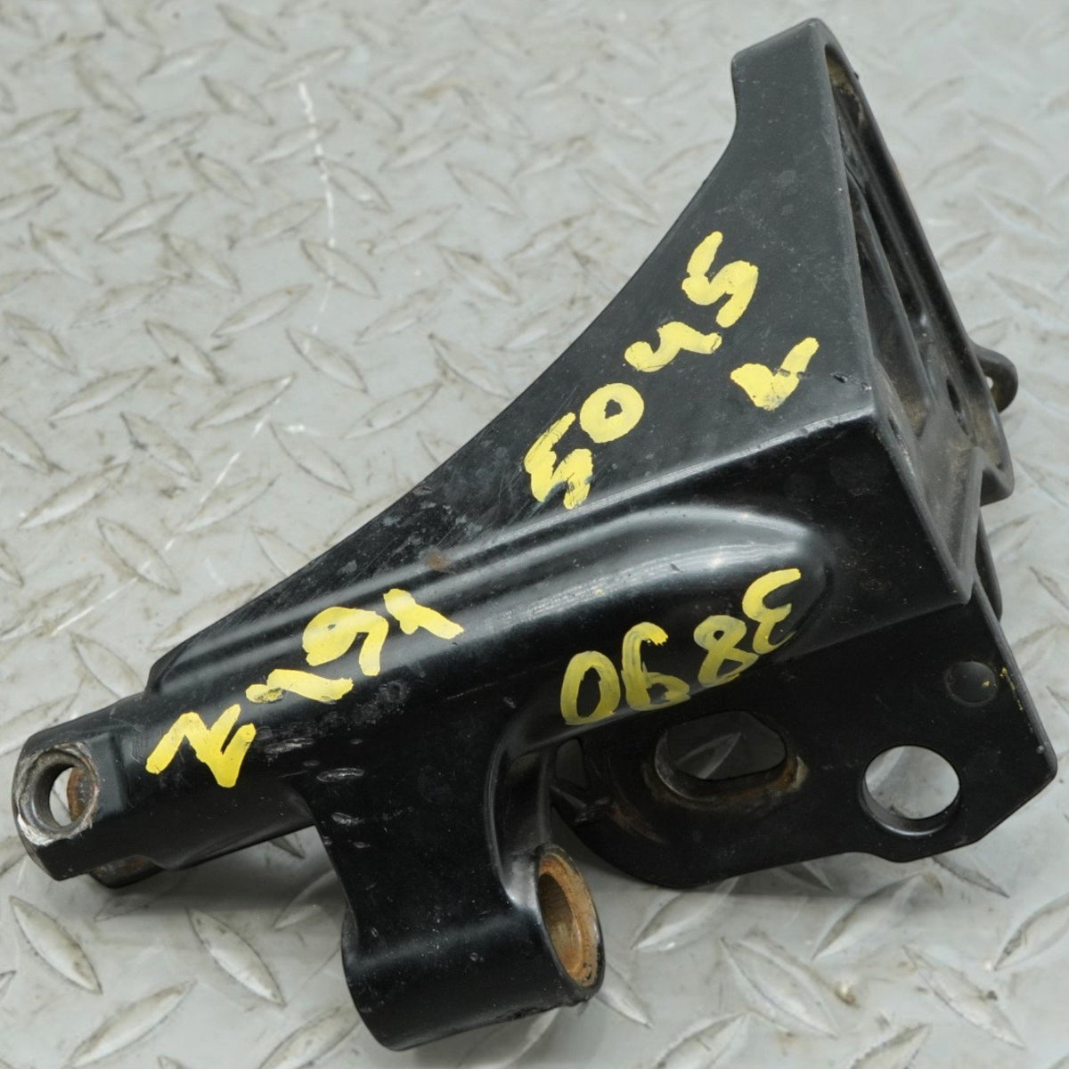 2007 Harley-Davidson FXSTD Softail Deuce Forward Control Mount Bracket OEM