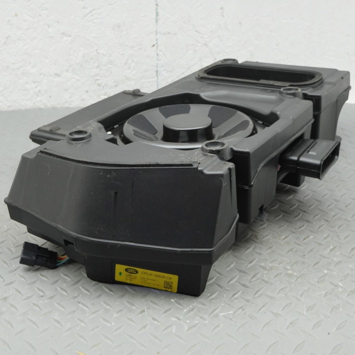 14-22 Land Range Rover Sport L494 Subwoofer Speaker Audio Sound CPLA18808CA OEM