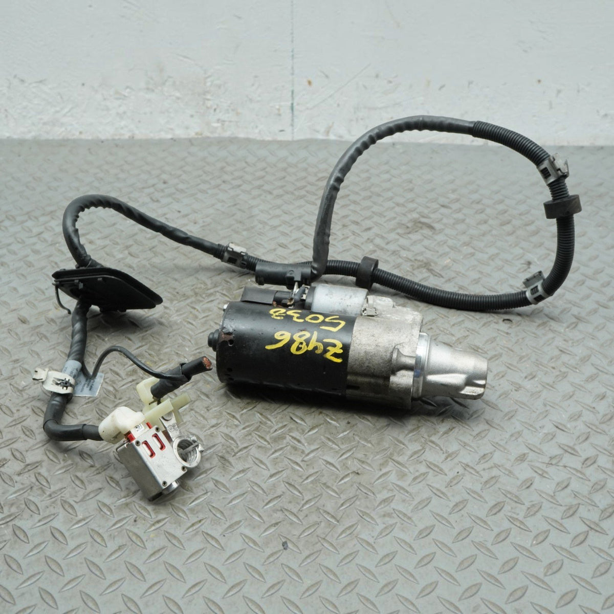 2014 Mercedes E350 4Matic C207 Starter Motor Engine Ignition A2044403940 OEM