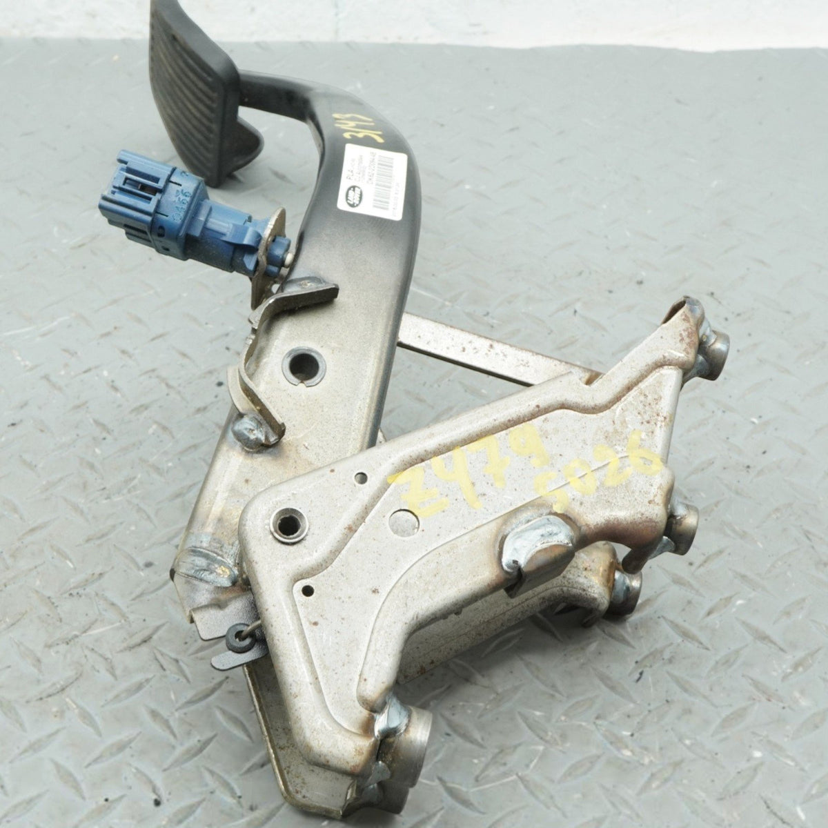 14-17 Land Range Rover Sport L494 Brake Pedal Foot Pad W Bracket DK622D094AB OEM