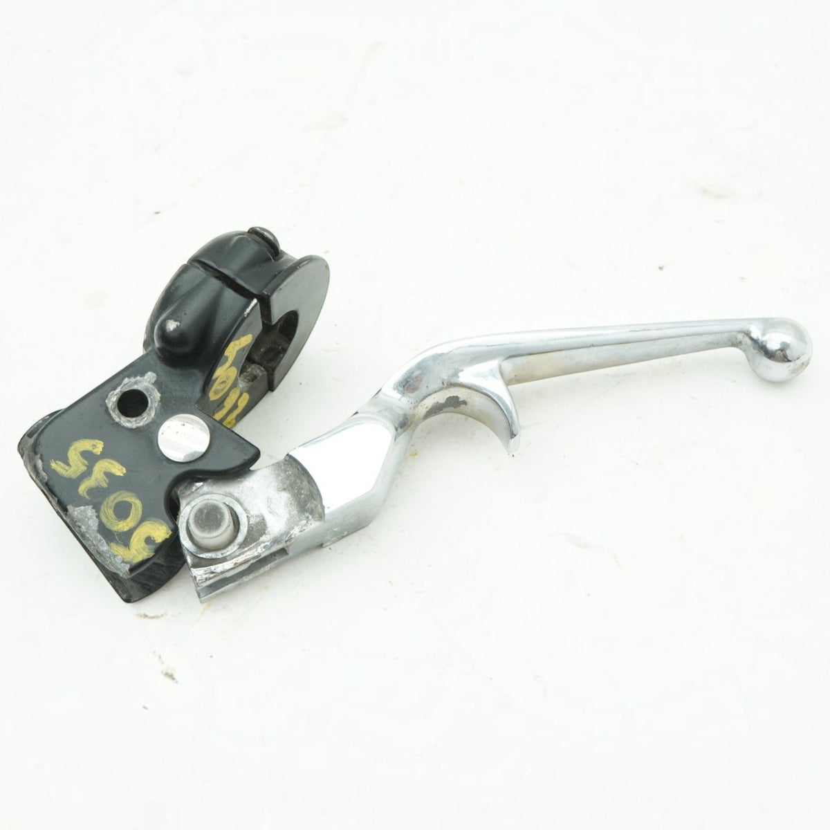 00 Harley FXDWG Dyna Wide Glide Left Clutch Lever Perch Handlebar OEM