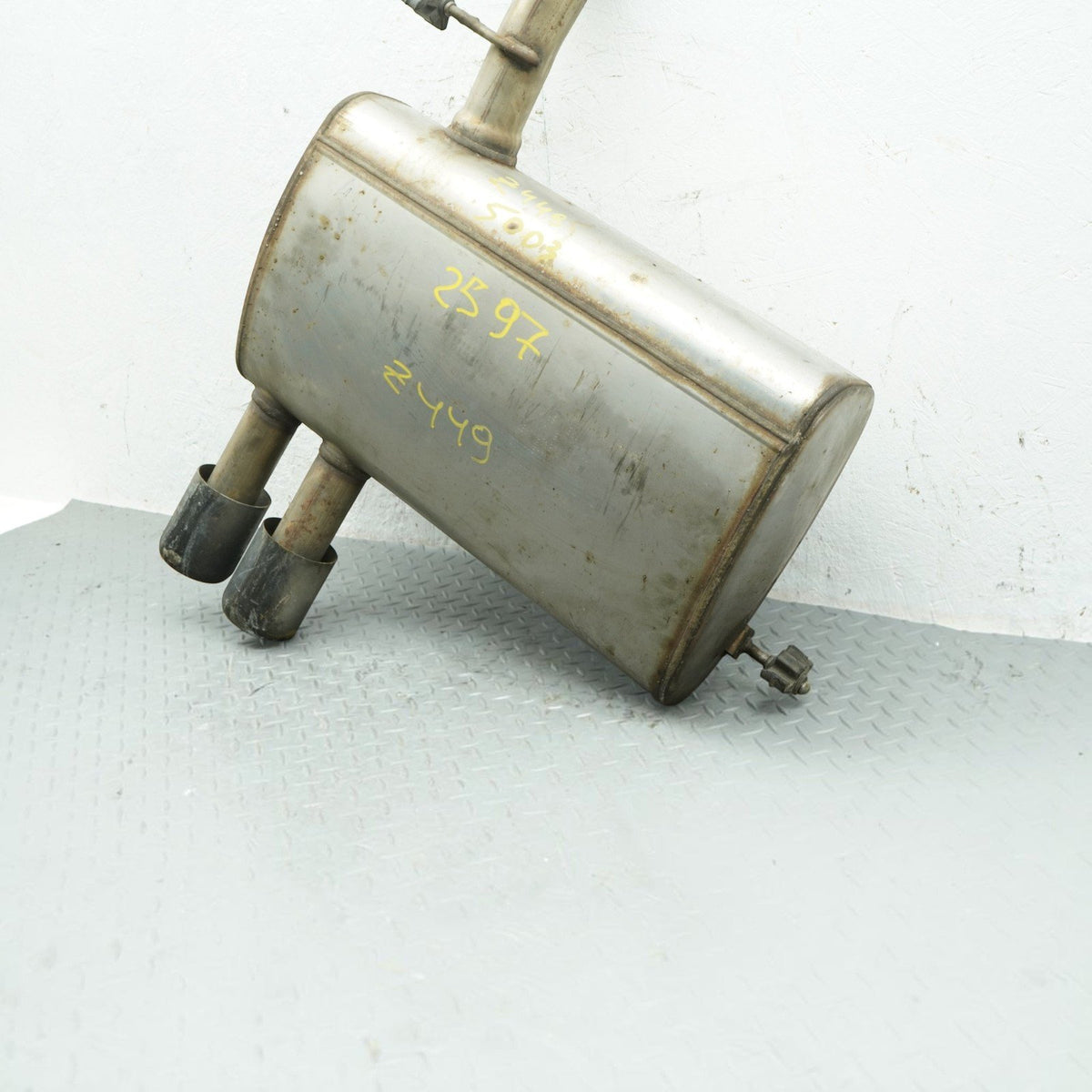 14-24 Mini Cooper S F56 Hatchback 2.0L Muffler Exhaust Silencer Rear 8603281 OEM