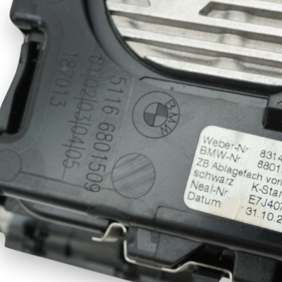 17-23 BMW 530i 540i M550i G30Wireless Phone Charging Module 51166801509 OEM