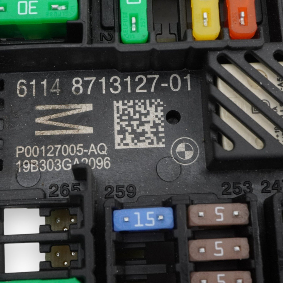 2020 BMW 530i G30 Fuse Box Relay Distribution Trunk Mounted Rear 61148713127 OEM