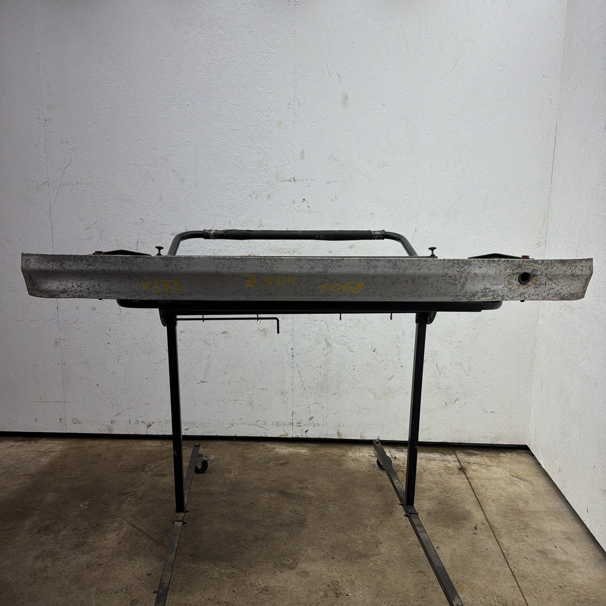 03-09 Mercedes E320 E350 E500 E550 W211 Rear Bumper Reinforcement Bar 2116101414