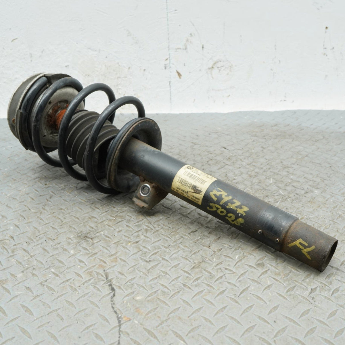 99-06 BMW 323 325 330 E46 RWD Strut Shock Coil Spring Front Left 31316757043 OEM