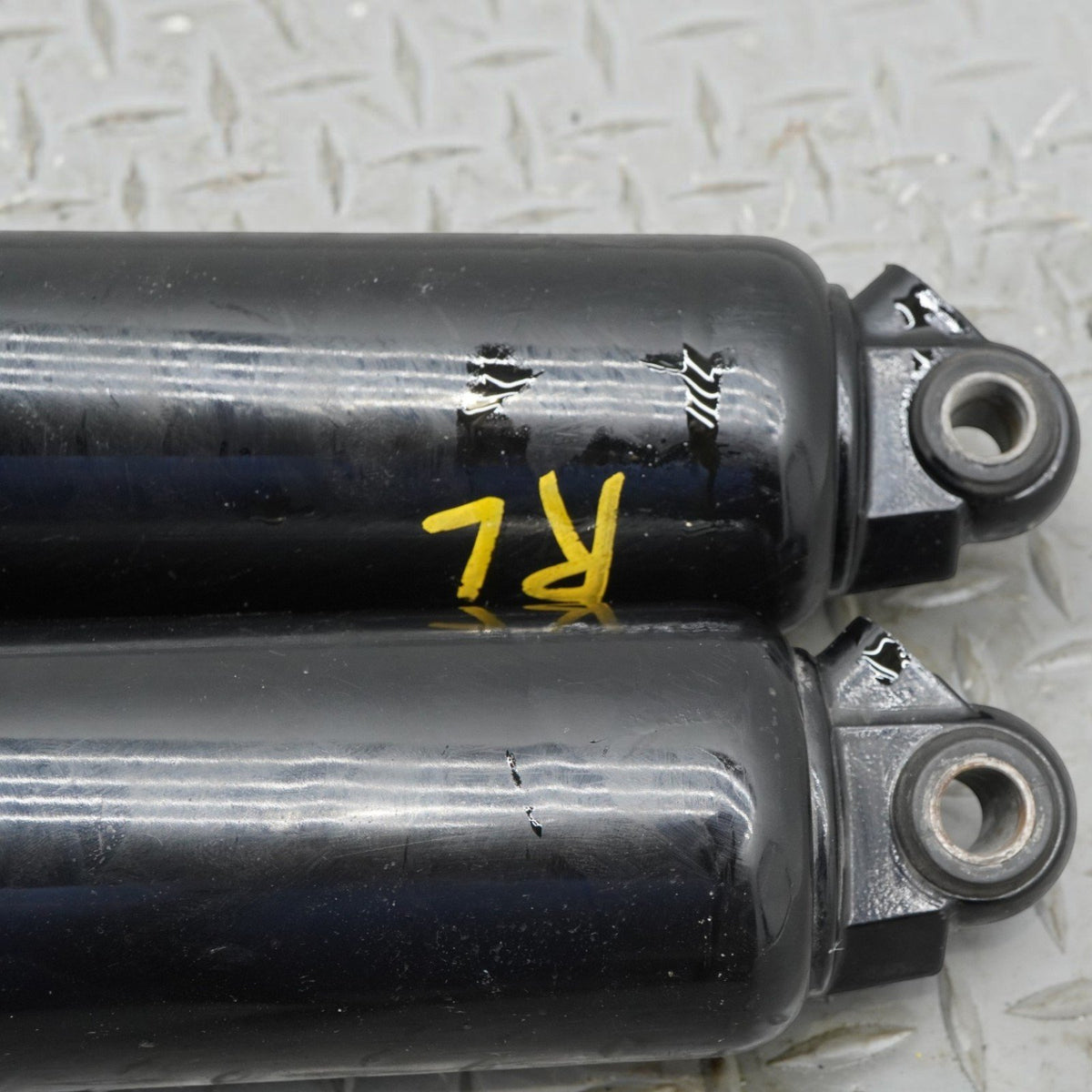 2000-2008 Harley-Davidson FLHRCI Road Classic Rear Shock Absorbers 54565-97