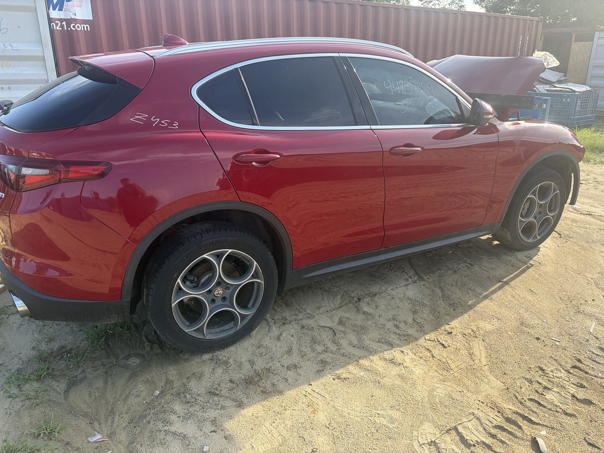 2016-2020 Alfa Romeo Stelvio 949