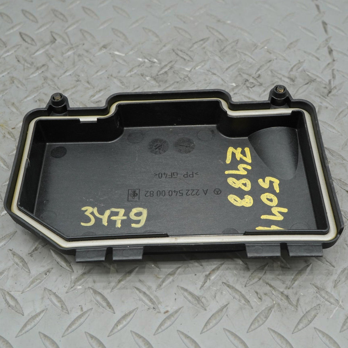 14-17 Mercedes S550 S400 S550e W222 Fuse Box Cove Panel Holder A2225400082 OEM