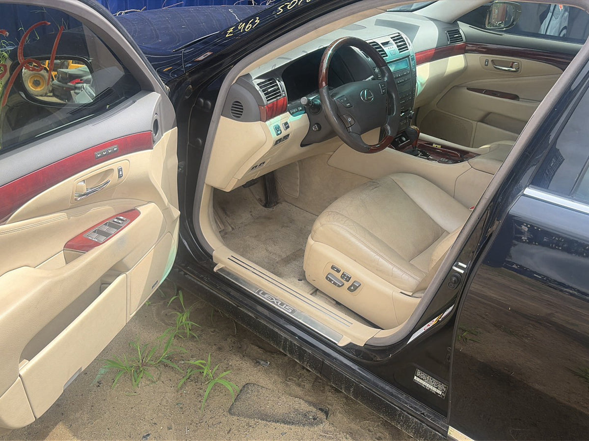 2007-2017 Lexus LS460 XF40