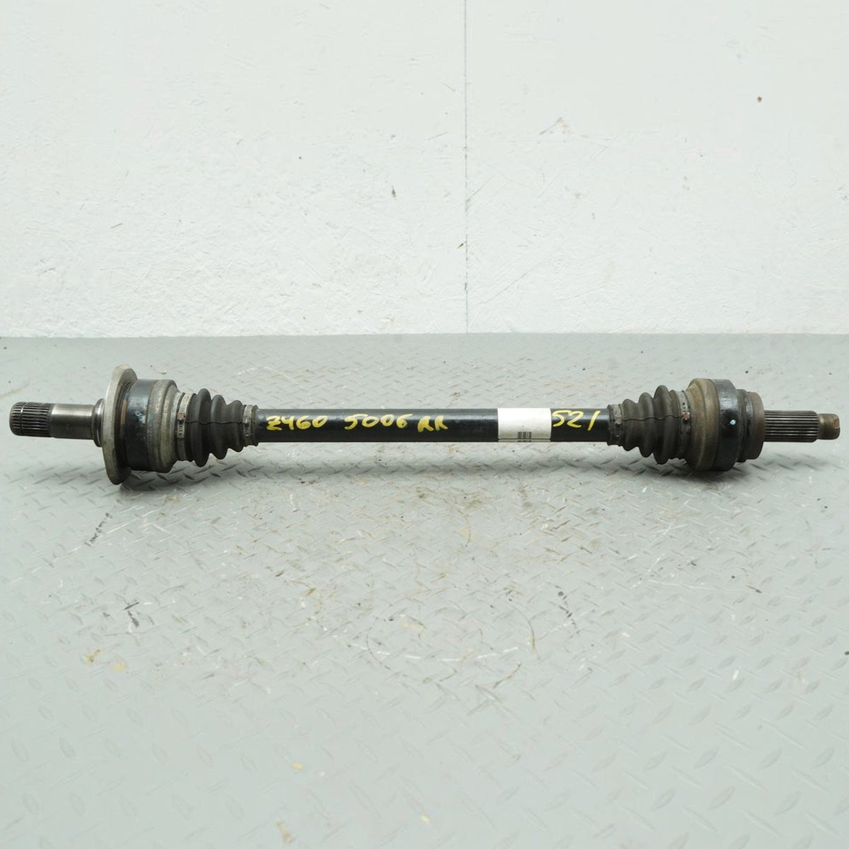 15-19 BMW X6 F16 xDrive50i AWD Rear Right CV Axle Shaft Passenger P860983901 OEM