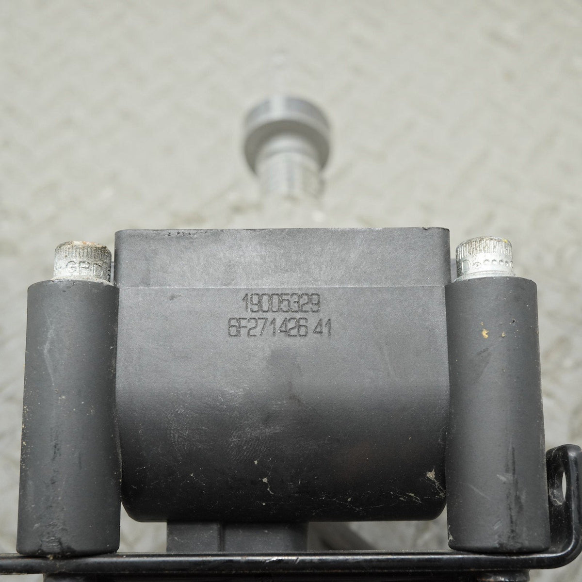 2007 Harley-Davidson FXSTD Softail Deuce Coil ignition Engine 19005329 OEM