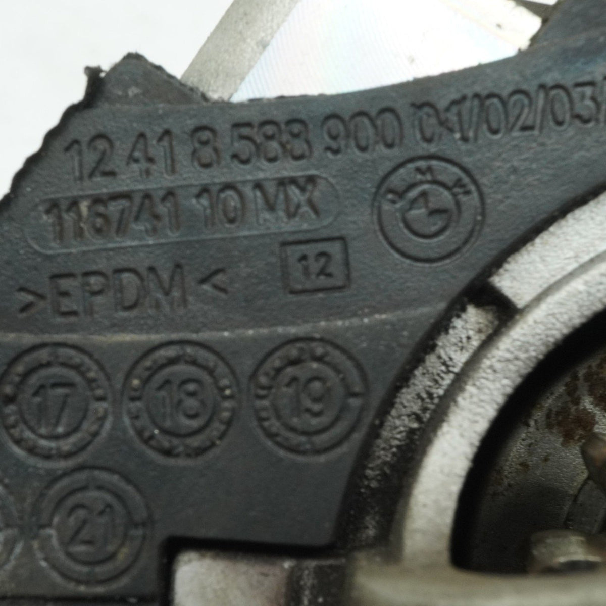 2020 BMW 530i G30 2.0L Starter Motor Engine Ignition Unit 12418588900 OEM