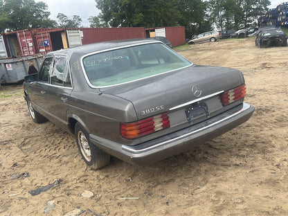 1979-1991 Mercedes-Benz 380SE S-Class W126 W126