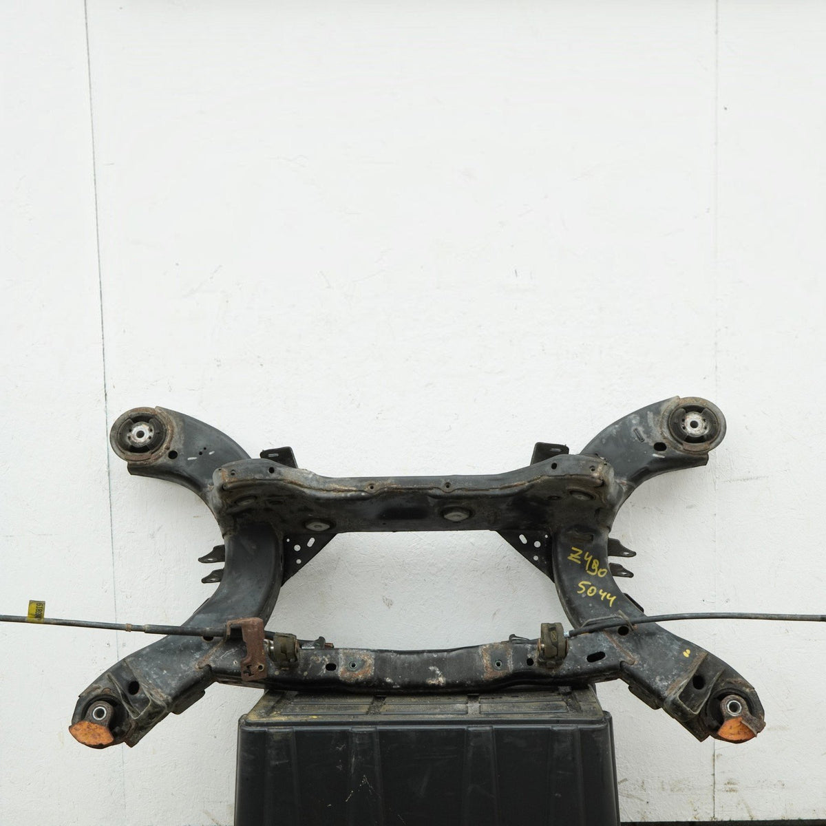 15-16 Dodge Challenger Coupe 5.7L MT Rear Crossmember Suspension Cradle 68260627AC OEM