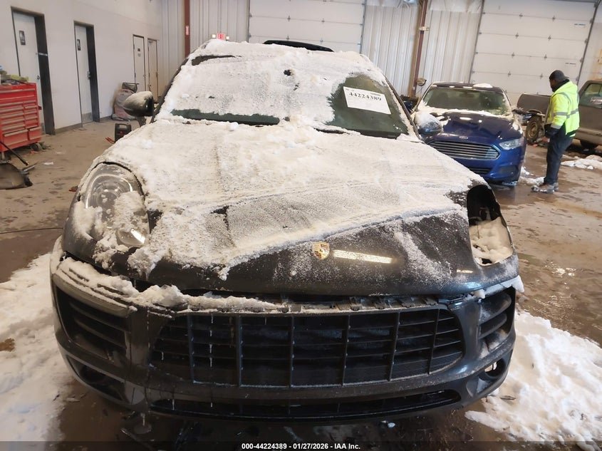 2015 Porsche Macan S 95B