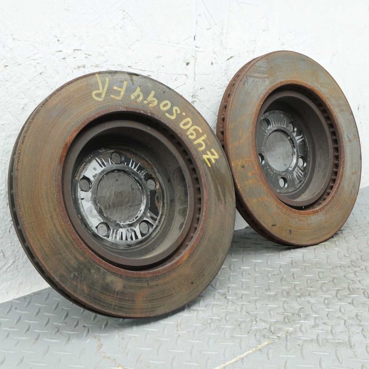 09-20 Dodge Challenger RWD Front Left Right Brake Disc Rotor 68368064AA OEM