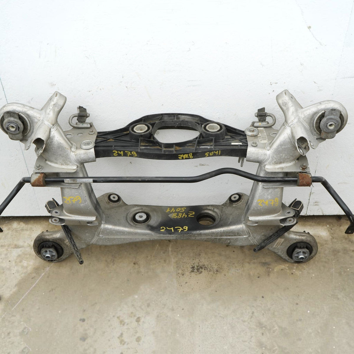 14-20 Mercedes S550 S400 S63 W222 Rear Subframe Crossmember A2223520000 OEM