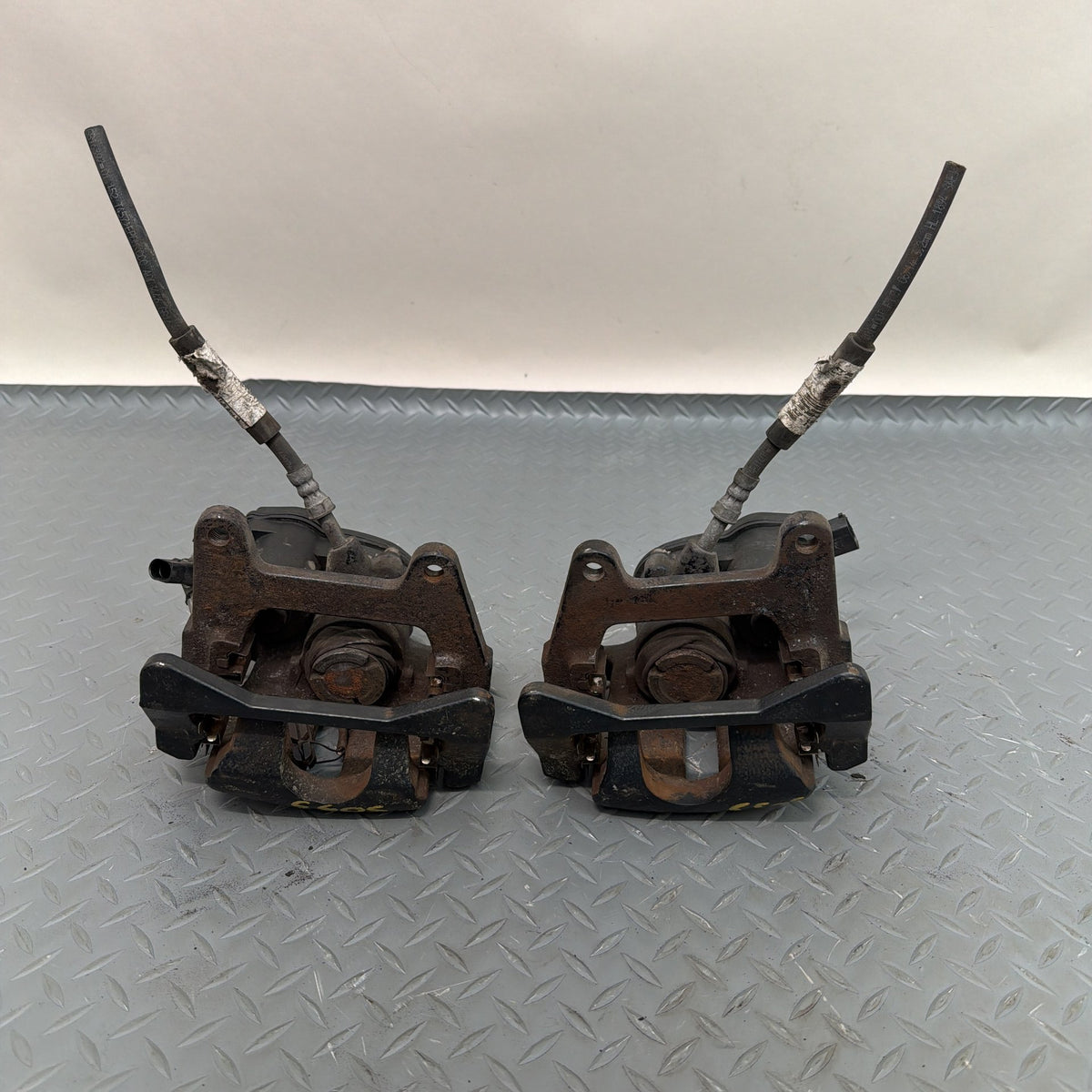 12-18 Audi S7 S6 A6 A7 4G C7 Rear Brake Caliper LH RH EPB Motor 4G0615404C OEM