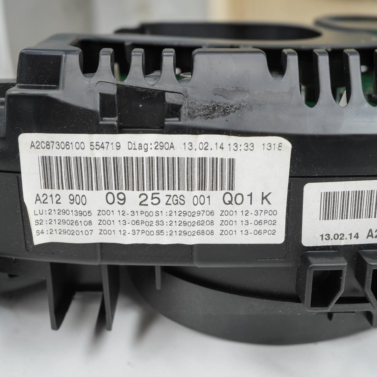 14-17 Mercedes E350 E550 W207 Instrument Cluster Speedometer A2129000925 OEM