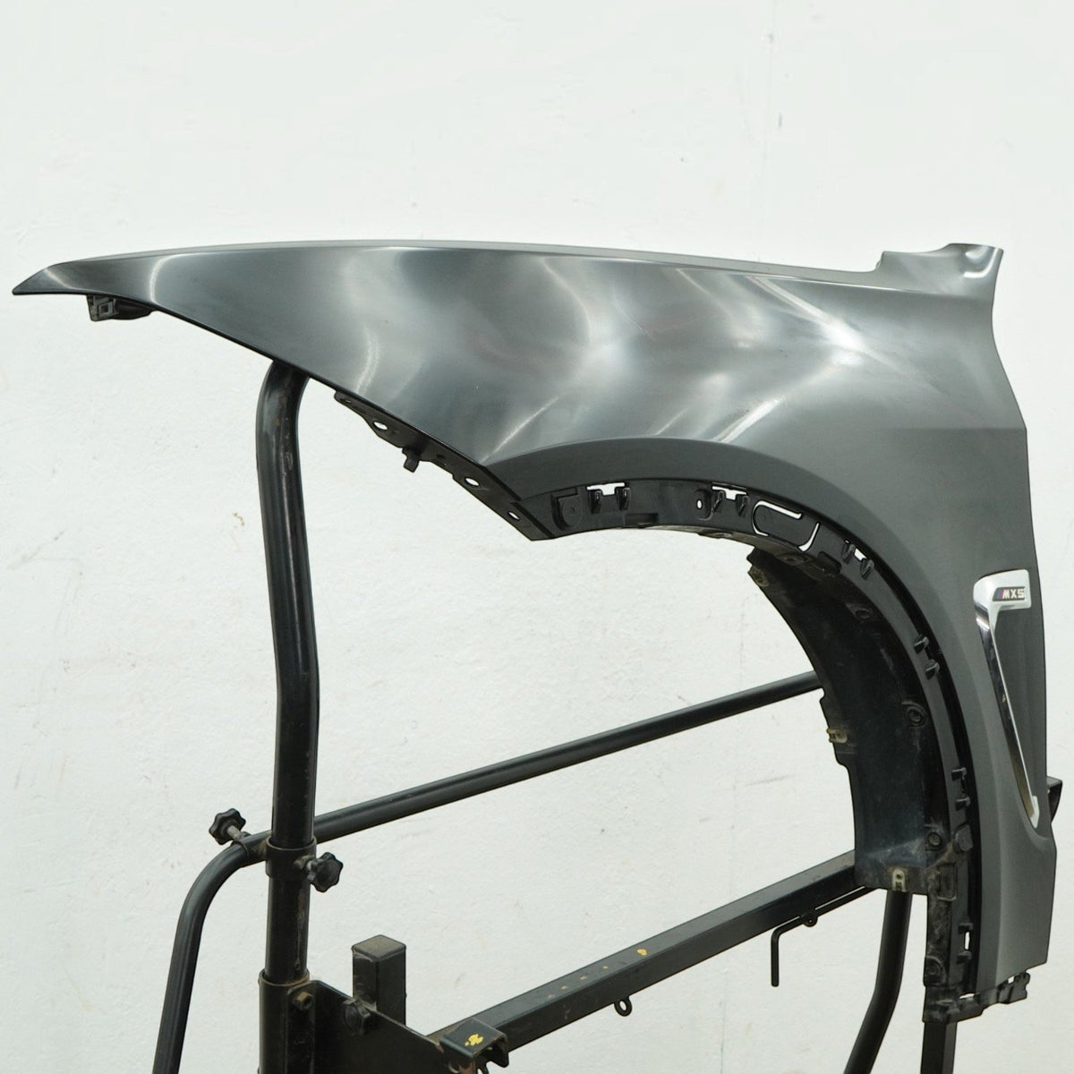 14-18 BMW X5 F15 Front Left Side Fender Panel 51657294537 Shwarz II 668 OEM