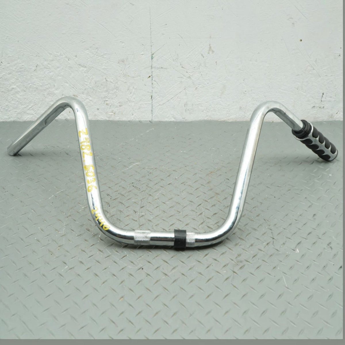 11-17 Harley-Davidson FLSTC Heritage Softail Classic Handlebar Chrome OEM