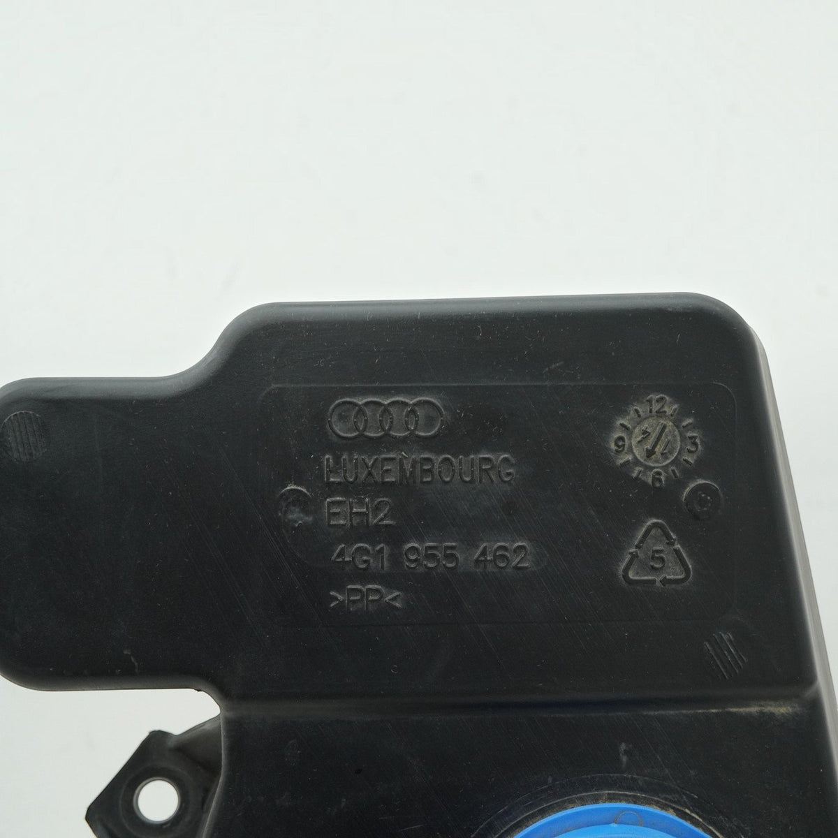 12-18 Audi RS7 S7 A7 A6 S6 4G C7 Washer Fluid Reservoir Tank w Pump 4G8955451